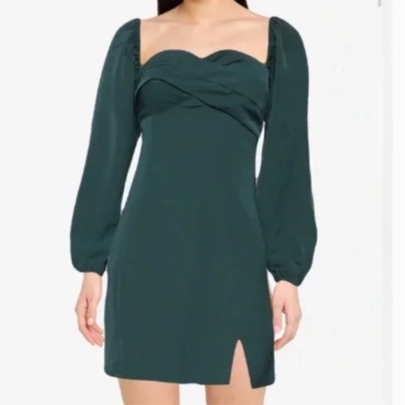 NWOT Emerald green abercrombie mini dress- L - Picture 1 of 6